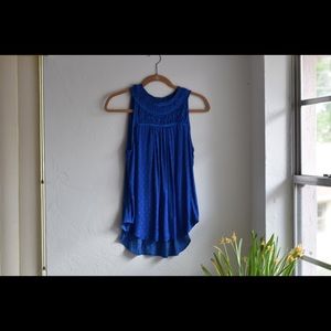 Anthropologie maeve blue polka dot top